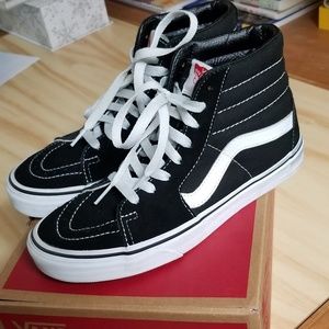 Sk8-Hi Vans